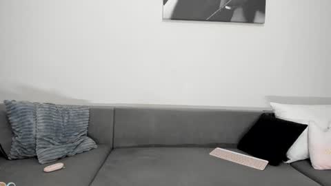 Snapshot of annemonalo chatting on 5, 12, 2024 annemona online show from 5, 12, 2024