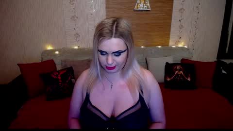 Snapshot of annessixreign chatting on 29, 12, 2024 AnnessixReign online show from 29, 12, 2024