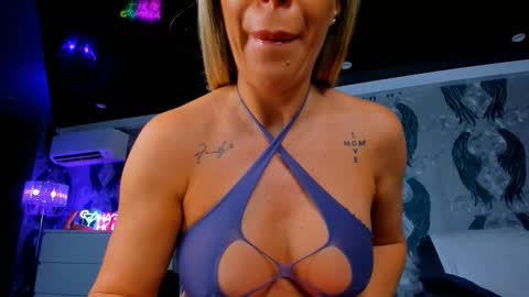 Ana online show from 2, 10, 2025