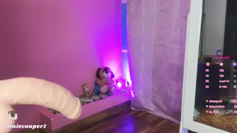 Annie online show from 26, 2, 2025