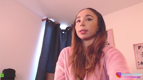 Snapshot of annie_es chatting on 14, 1, 2025 Annie online show from 14, 1, 2025