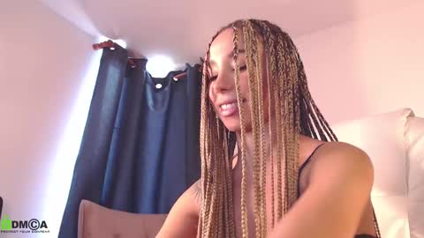 Snapshot of annie_es chatting on 6, 3, 2025 Annie online show from 6, 3, 2025