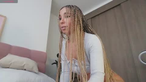 Annie online show from 12, 7, 2026