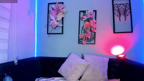 Snapshot of annie_karlsson__ chatting on 29, 12, 2024 online show from 29, 12, 2024