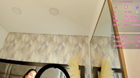 Snapshot of annie_karlsson__ chatting on 7, 3, 2025 online show from 7, 3, 2025
