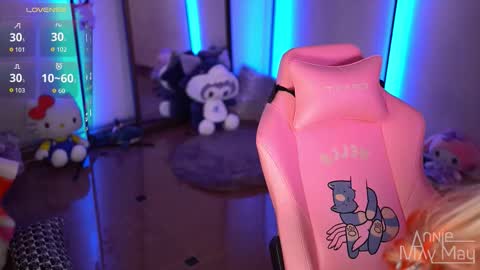 Annie May   online show from 19, 11, 2025