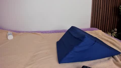 Snapshot of annie_roberts7 chatting on 26, 12, 2024 Annie Roberts online show from 26, 12, 2024