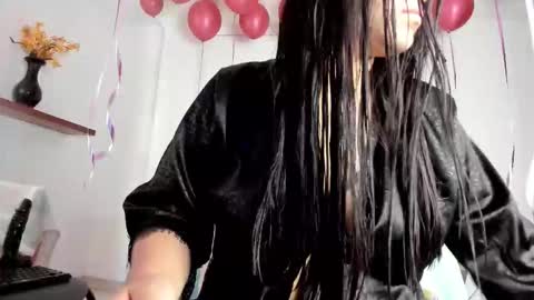 Annie online show from 7, 11, 2025