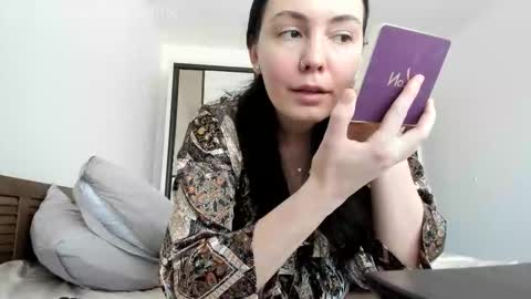 Annie online show from 28, 2, 2026