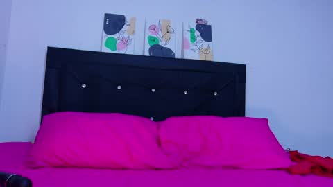 AnnieCollins69 online show from 11, 3, 2026