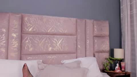 Snapshot of annienasty chatting on 21, 10, 2025 Annie online show from 21, 10, 2025