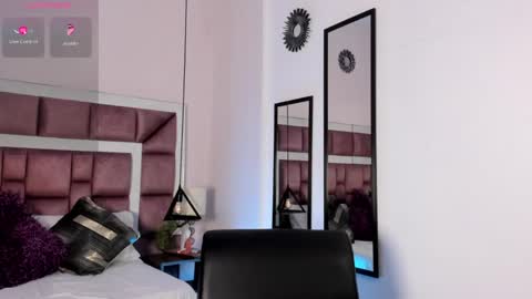 Snapshot of annienasty chatting on 9, 6, 2026 Annie online show from 9, 6, 2026