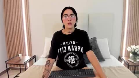 annieparkeer online show from 15, 1, 2026