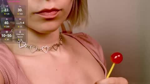 annietinky online show from 17, 12, 2025