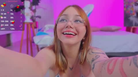 Snapshot of anniita_ chatting on 14, 11, 2025 VIVIANNA online show from 14, 11, 2025