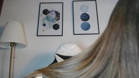 Annika Rivers online show from 26, 10, 2025