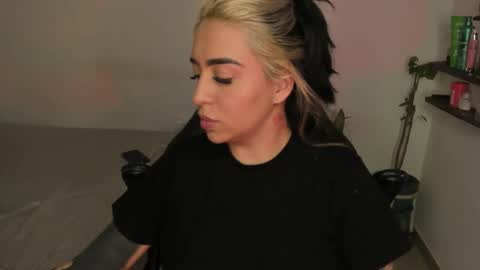 Annika online show from 14, 12, 2025