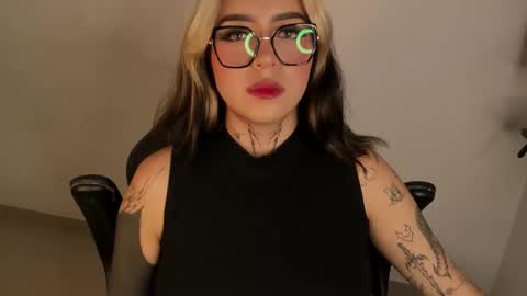 Annika online show from 25, 2, 2026