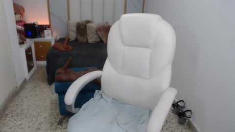 Snapshot of annita_cooper_ chatting on 7, 1, 2025 anna online show from 7, 1, 2025
