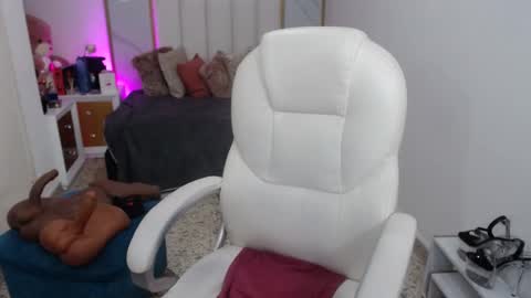 Snapshot of annita_cooper_ chatting on 12, 3, 2025 anna online show from 12, 3, 2025