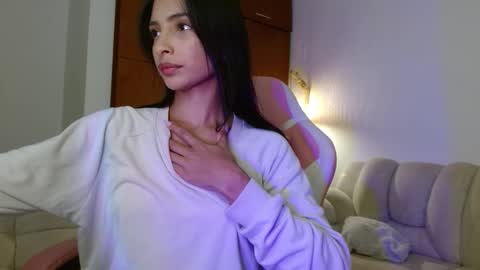 AnnaS online show from 25, 3, 2026