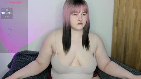 Snapshot of annnott chatting on 8, 2, 2025 Ann online show from 8, 2, 2025