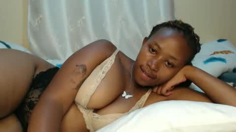 anntekla online show from 10, 4, 2026