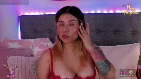 Antonella Lee online show from 24, 10, 2025