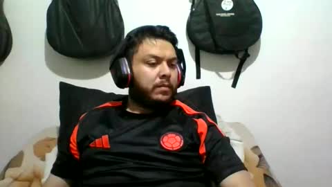 lion kennedy independent model moderator online show from 24, 9, 2025