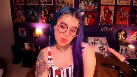 Snapshot of anny_cross chatting on 12, 12, 2024 Paty online show from 12, 12, 2024