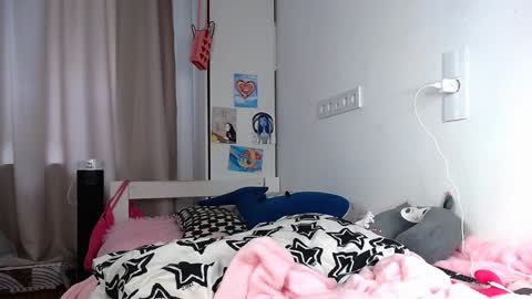 Snapshot of anny_leinhart chatting on 7, 2, 2025 Ana online show from 7, 2, 2025