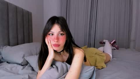 Snapshot of anny_leinhart chatting on 2, 10, 2025 Ana online show from 2, 10, 2025