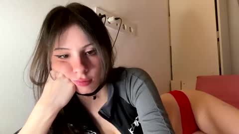 Snapshot of anny_leinhart chatting on 21, 10, 2025 Ana online show from 21, 10, 2025