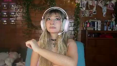 Anny  IG online show from 16, 7, 2026