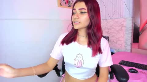 Snapshot of annyeli_bigtits chatting on 30, 9, 2025 annyeli_bigtits online show from 30, 9, 2025