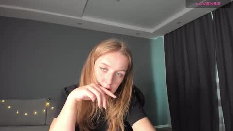 Snapshot of annyfourse chatting on 2, 12, 2024 AnnyFourse online show from 2, 12, 2024