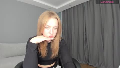 Snapshot of annyfourse chatting on 16, 12, 2024 AnnyFourse online show from 16, 12, 2024