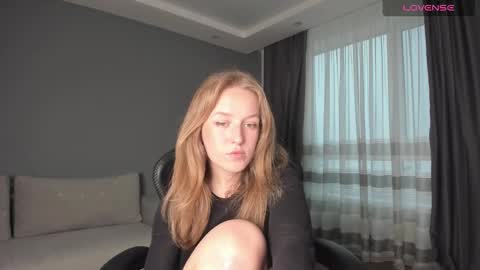 Snapshot of annyfourse chatting on 23, 12, 2024 AnnyFourse online show from 23, 12, 2024