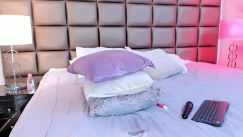    online show from 12, 2, 2025