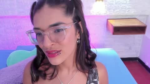 Annyluna online show from 3, 12, 2024