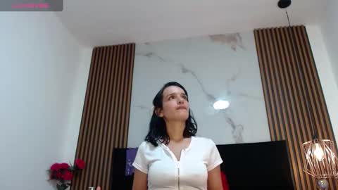 Snapshot of annyrosee chatting on 31, 1, 2025 Anny online show from 31, 1, 2025