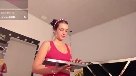 Snapshot of annyrosee chatting on 27, 2, 2025 Anny online show from 27, 2, 2025