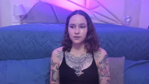 Snapshot of annythomsonn chatting on 3, 1, 2025 AnnyT online show from 3, 1, 2025