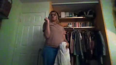 Angel online show from 14, 4, 2026