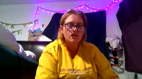 anonolawless online show from 22, 4, 2026