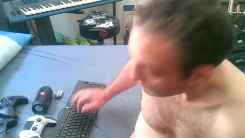 anssyboy696 online show from 24, 1, 2025