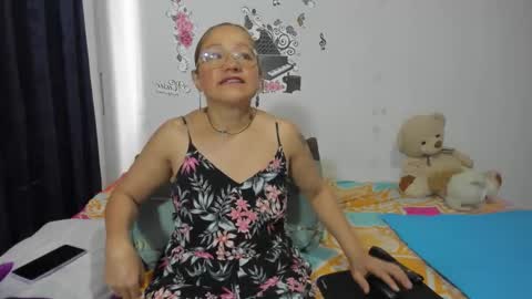 anthonela_mature_ online show from 11, 10, 2025