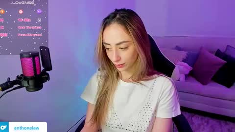 Snapshot of anthonelaa777 chatting on 21, 11, 2025 Anthonela online show from 21, 11, 2025