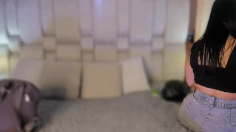 Snapshot of anthonellasweet_ chatting on 28, 10, 2025 Anthonella Sweet online show from 28, 10, 2025