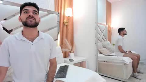 Snapshot of anthony_gray chatting on 4, 3, 2026 online show from 4, 3, 2026